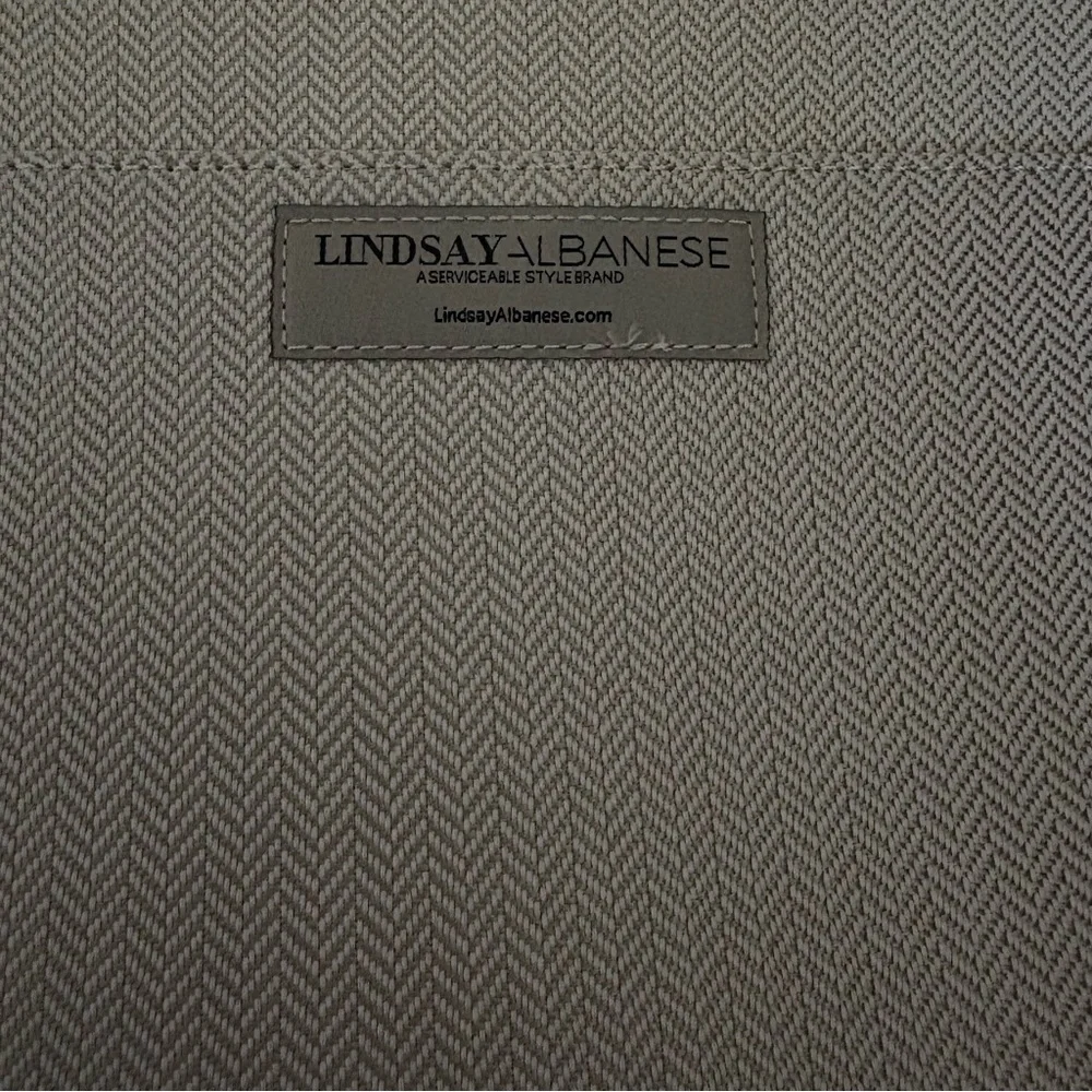 NWT Lindsay Albanese LIMITED EDITION DAILY LAPTOP CLUTCH SLEEVE HERRINGBONE